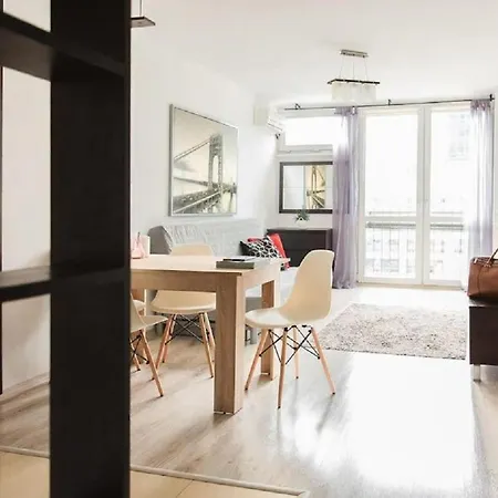 Cosy And Charming- Golden Apartments- Old Town Apartment