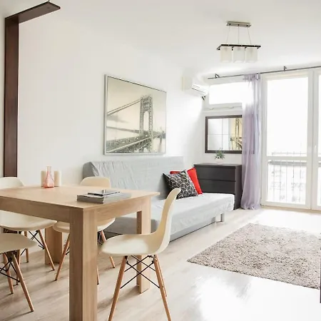 Cosy And Charming- Golden Apartments- Old Town Apartment